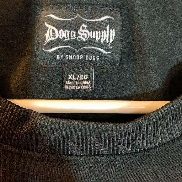 Snoop on the Stoop Christmas Elf Sweatshirt by Dogg Supply NWT - Picture 6 of 8